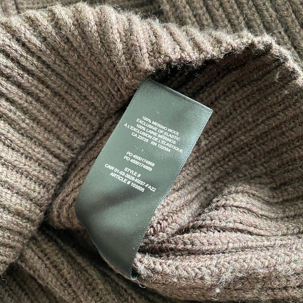 Aritzia Babaton Guell Merino Wool Cropped Sweater - Picture 8 of 8